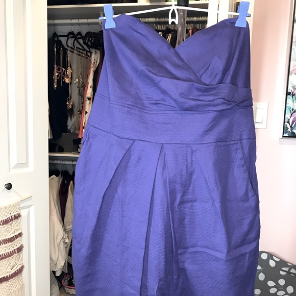 Strapless Dress with Pockets - Picture 2 of 6